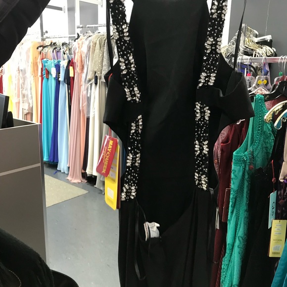 Prom dress - Picture 5 of 5